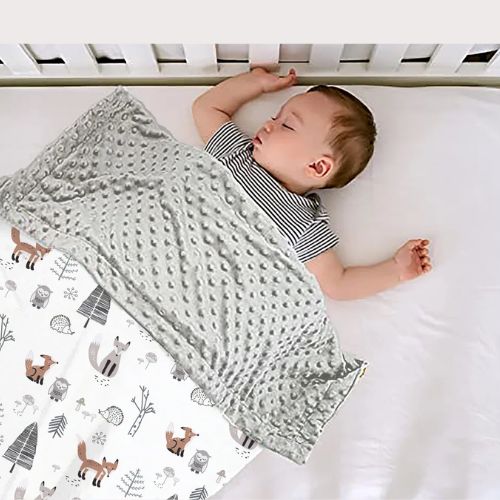 couverture bebe calinou raton-laveur bebe dort